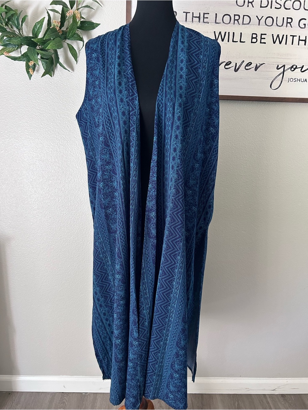 Lularoe Long Open Front Blue Patterned Duster Vest kimono